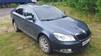Автомобиль марка, модель – SKODA OCTAVIA   цвет – ТЕМНО СЕРЫЙ   идентификационный номер  VIN  –  XW8CK41Z5AK251571   год изготовления – 2009   кузов № XW8CK41Z5AK251571   шасси  рама  – отсутствует   паспорт транспортного средства – серия 13ОР № 882039. Автомобиль заводится и ездит. Аккумулятор…