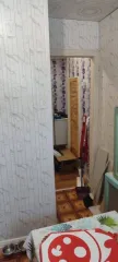 Доля в квартире 1/9, общая площадь 60.2 кв. м., назначение: жилое, этаж: 2, адрес: Ханты-Мансийский автономный округ - Югра, г Нижневартовск, ул. 60 лет Октября, д. 1, кв. 8, кадастровый номер: 86:11:0103003:397. Квартира трехкомнатная, находится на 2 этаже пятиэтажного дома, трех комнатная…