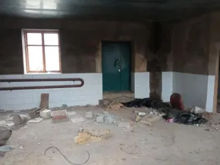 Пекарня 258,5 кв.м с земельным участком 1018 кв.м, Удмуртская Республика. Нежилое здание - пекарня - площадью 258,5 кв. м, с кадастровым номером 18:16:035002:646, с земельным участком с кадастровым номером 18:16:035002:939 площадью 1018 кв.м по адресу: Российская Федерация, Удмуртская Республика…