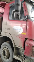 Volvo FH-Truck тягач 2012 года выпуска, государственный номер С291ОН51. Ознакомиться с имуществом и документами можно по указанным адресам, по согласованию с организатором торгов.