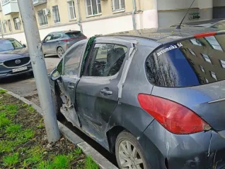 Peugeot 308 2011 308 Темно Серый 2011 г.в. легковой автомобиль Peugeot 308, 2011 г.в., гос. рег. знак Т592СВ64, VIN Z8T4C5FS0BM009642