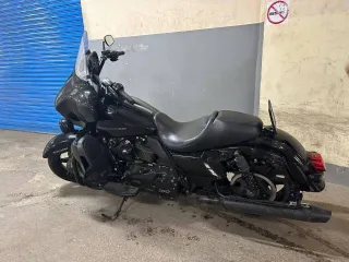 Harley Davidson FLHTK, 2019 года еще Транспортное средство Harley Davidson FLHTK, идентификационный номер  VIN  5HD1KEF45LB618453. Имущество является предметом залога кредитора ООО  Драйв Клик Банк .
