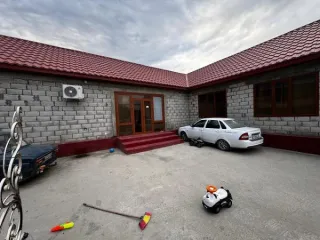 Жилой дом 190,2 кв.м и земельный участок 1000 кв.м Жилой дом, площадью 190,2 кв.м, кадастровый номер 20:04:1600061:2014; Земельный участок (для ведения личного подсобного хозяйства), площадью 1000+/-11 кв.м, кадастровый номер 20:04:1600061:902. Информация о коммунальных задолженностях судебным…