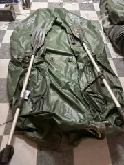 Надувные лодки АКВА, Шкипер, Kalibri, мотор Haswing. 1. Надувная резиновая лодка «АКВА 280 мастер» и 2 весла; 2. Надувная резиновая лодка «Шкипер» и 2 весла; 3. Резиновая лодка «Kalibri», два металлических весла, лодочный мотор Haswing, аккумулятор 100А в корпусе черного цвета; 4. Резиновая лодка…