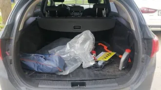 Автомобиль Kia Ceed 2015 года выпуска, номер двигателя G4FG FZ971790, VIN: XWEHN812BF0016307. Находится в залоге.