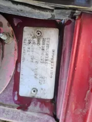 Subaru Forester 2002 года, 220 л.с., пробег 258322 км, полный привод, АКПП. Кузов SG5002107. Недостатки: автомобиль участвовал в ДТП, повреждены правая передняя фара, передний бампер, планка под передней правой фарой, решетка радиатора, возможны скрытые повреждения.