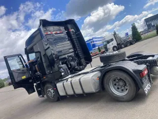 Dongfeng GX 4x2 2023 Грузовой тягач седельный Dongfeng GX 4x2, 2023 года LGAG3DV27P8840096