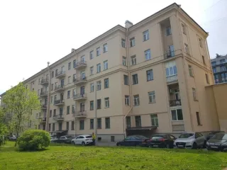 Нежилое помещение 194,4 кв.м, Санкт-Петербург, ул. Стахановцев, д. 2, литера А, пом. 4-Н, назначение: нежилое, этаж: подвал, кадастровый номер 78:11:0006011:2913. Право собственности города подтверждается записью в Едином государственном реестре недвижимости от 24.08.2002 № 78-01-188/2002-41.1…