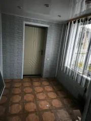 Квартира 49.4 м², 3 комнаты. Липецкая область, Лев-Толстовский район, поселок Лев Толстой, улица Комарова, дом 37, квартира 1. Кадастровый номер: 48:12:0310101:1178.