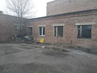 Нежилое помещение, Российская Федерация, Ставропольский край, городской округ город-курорт Пятигорск, город Пятигорск, улица Университетская, дом 2а. Кадастровый номер: 26:33:150213:766. Площадь: 887,4 квадратных метров. Этаж: цокольный, 1, 2, 3, 4.