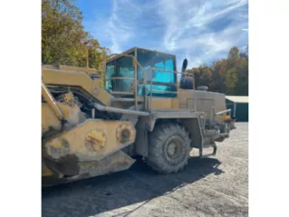 Аукцион. Стабилизатор грунта Caterpillar RM350B, 2001 г.в., рег. знак 9605 РК14.