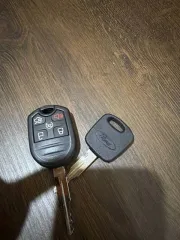 Ford Explorer, 2013 года, 294 лс, 218401 км, полный привод, АКПП. Автомобиль Ford Explorer, 2013 г.в., WIN: Z6FBXXESWBDE09119, цвет серо-зеленый, гос.номер У406 СМ55, объем 3,5 л., мощность 294 л.с., расход 11 л., трансмиссия АКПП, количество мест 7 (электрическое управление складывания…