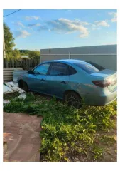 Hyundai Elantra 2007, 122 лс, 328 087 км. Легковой автомобиль, марка: Hyundai, модель: Elantra 1,6 GL MT, год изготовления: 2007, VIN: KMHDT41BP7U245557, г/н: Т553ХР12. Автомобиль не на ходу после аварии. Повреждены кузов и ходовая с левой стороны. Двигатель целый, коробка треснула. Требуется…