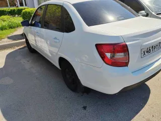 Lada Granta 2019, 106 л.с., 135974 км, VIN: XTA219070K0630667. В залоге у ООО МФК «ПСБ Финанс».