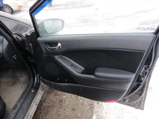 Kia Cerato 2014 года, 130 л.с., 155505 км. Автомобиль легковой, марка: Kia, модель: YD (Cerato, Forte), VIN: XWEFX411BE0004641, гос. рег. номер: Е049СН174, год изготовления: 2014