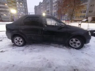 Renault Logan 2011, VIN X7LLSRB2HBH387851.