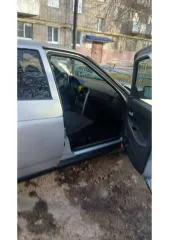 Lada Priora 2011 года, 97 лс, автомобиль легковой, марка: Lada 217230, модель: Lada Priora, VIN: XTA217230B0178692, гос. рег. номер: Н847ВМ196, год изготовления: 2011, в залоге у АО «Тинькофф Банк»