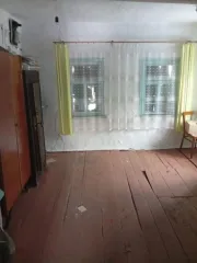 Административное здание ветучастка 40.4 кв. м с земельным участком 757 кв. м. Назначение: нежилое, этажность: 1. Кадастровые номера: 45:08:012901:1569 (здание), 45:08:012901:578 (земля). Категория земель: земли населенных пунктов, разрешенное использование: для эксплуатации и обслуживания здания…