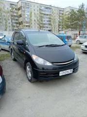 Toyota Estima, 2001 г.в., черный. VIN отсутствует, ПТС 25 УА 428618, госномер У343МС55. Двигатель: бензиновый, модель 2AZ 0554367, мощность 160 л.с. (120 кВт), объем 2362 см³. Кузов ACR30-0136199, экологический класс 3. Максимальная масса 2025 кг, масса без нагрузки 1640 кг. Произведено в Японии…