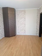 Квартира 53.5 м² в Москве, г. Троицк, 2-я Нововатутинская улица, дом 5, квартира 127. Этаж 17 из 17. Общая площадь 53.5 м², жилая 32.2 м², кухня 9.2 м². Кадастровый номер: 77:17:0140116:909.