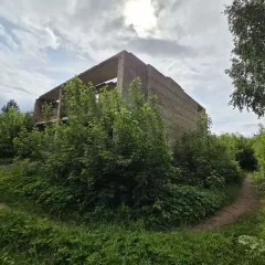 Объект незавершенного строительства многоквартирный дом 2385,2 кв.м Вологодская область объект незавершенного строительства (многоквартирный дом) кад. № 35:19:0103013:844, площадь 2385,2 кв.м., расположенный по адресу: Вологодская область, р-он Устюженский, г. Устюжна. С имуществом и документами…