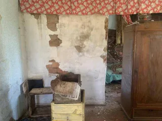 Дом 37,5 кв.м. и земельный участок 3000 кв.м. в Курской обл. Здание, площадь: 37,5 кв.м., назначение: жилое, материал наружных стен: рубленые, количество этажей: 1, год завершения строительства: 1985, адрес (местонахождение): Курская область, Золотухинский район, д. Щурово, д. №138, кадастровый…