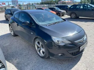 Opel Astra 2012 черный, идентификационный номер XWFPD2DC1C0020798, государственный регистрационный знак Н934УР86