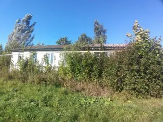 Здание детского сада, 130,6 кв. м, Республика Татарстан. Здание МБДОУ Малошемякинская НОШ-детский сад. Нежилое здание (здание детского сада) кадастровый номер здания: 16:38:050101:727, площадью 130,6 кв. м, с занимаемым и необходимым для использования земельным участком, в пределах которого…