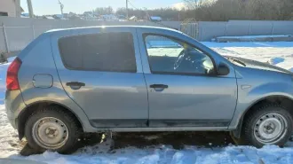 Renault SR 2010, синий. VIN: X7LBSRB1HAH300668, госномер М365УЕ750. Двигатель K7MF710 UF03691, объем 1.6 л (1598 куб.см), мощность 84 л.с.