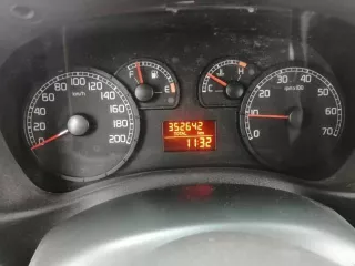 FIAT DOBLO 223АХР1А, VIN: XU3223000BZ311627, 2011 г., черный, двигатель 350А1000 6577060, кузов XU3223000BZ311627. ГРН: Н844ХС32, ПТС: 16НК423904. В залоге у АО «ТБанк».