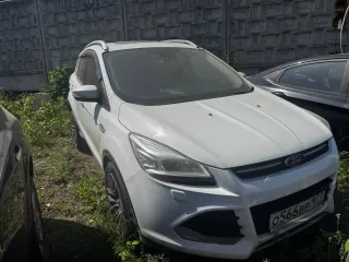 Ford Kuga, 2013 года, 182 лс, 250000 км, полный привод, АКПП. Автомобиль марки Ford, модель Kuga, год выпуска 2013, VIN Z6FAXXESMADA88281