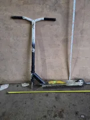 Велосипеды, самокаты, кресло-коляска, запчасти. Составной лот: велосипеды, самокаты, кресло-коляска, годные остатки отдельных узлов, деталей, агрегатов, материалов (в сборном виде) велосипедов. Подробный состав лота приведен в информационном сообщении. Состояние и недостатки имущества в…