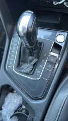 Volkswagen Tiguan 2017, номер кузова WVGZZZ5ZJW848215, находится в залоге у Банка ВТБ (ПАО)