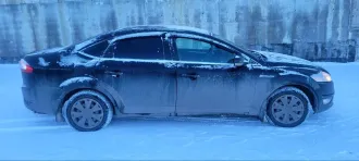 Ford Mondeo 2010 года выпуска. VIN: X9FDXXEEBDAG38145. Автомобиль заводится, на ходу, разбита задняя фара стоп-сигнала. Тип двигателя - бензиновый, ручная коробка переключения передач. Ознакомление с имуществом по предварительному согласованию по e-mail: evgenijgavrilov816@gmail.com.