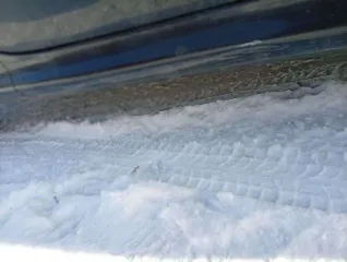 Peugeot 206, 2001 автомобиль легковой марки ПЕЖО-206, 2001 года выпуска, VIN VF32CKFWR41768136, цвет черный. С имуществом, являющимся предметом торгов, можно ознакомиться по адресу электронной почты: kobzeva.elena.128@mail.ru