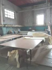 Мебельная фабрика 41 131 м² Навашино: нежилое здание цеха мебели и деревоотделочного цеха площадью 10 214,6 м² по адресу Нижегородская область, гор. Навашино, ул. Проезжая, здание 4/36, кадастровый номер 52:37:0600006:49 на земельном участке площадью 7 624 м², земельный участок 4/17, кадастровый…