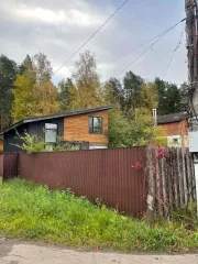 Жилой дом 118,5 кв.м, садовый дом 33,3 кв.м, земельный участок 558 кв.м, Московская область Недвижимое имущество, находящееся в залоге у АО «ТБанк»: жилой дом, площадью 118,5 кв.м., с кадастровым номером 50:16:0601053:651 и садовый дом, площадью 33,3 кв.м., с кадастровым номером 50:16:0601053:188…