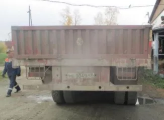 Полуприцеп бортовой CIMC ZJV9400DY, 2012 год, VIN: LJRB13385CN020169.