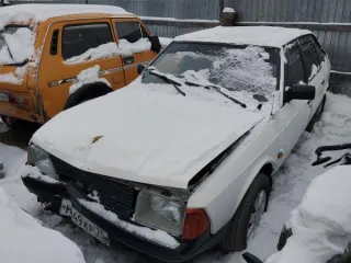 Toyota Corolla Fielder. Имеются повреждения лакокрасочного покрытия, трещины на переднем и заднем бампере, мелкие вмятины. Сведения в реестре уведомлений о залоге движимого имущества отсутствуют. Hyundai Solaris, без госномера, белого цвета, № кузова Z94CT41CBHR490664, ПТС 78 ОН 892760, ключ от…