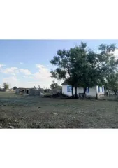 Дом 71,2 кв.м и земельный участок 816 кв.м, Саратовская область, Александрово-Гайский район. Жилое здание, площадь: 71,2 кв.м., кадастровый номер: 64:01:070201:43 и земельный участок, площадь: 816 кв.м., категория земель: Земли населенных пунктов, разрешенное использование: Для ведения личного…