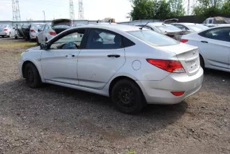 Продажа транспортного средства Легковые автомобили Hyundai Solaris VIN Z94CT41CBCR181721 Продажа транспортного средства Легковые автомобили Hyundai Solaris VIN Z94CT41CBCR181721 
Марка: Hyundai 
Модель: Solaris 
Дата государственного регистрационного знака: 2016-07-01 
Привод: передний 
Объем…