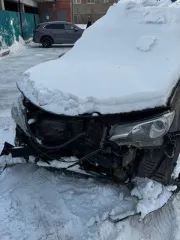 Toyota RAV4, 2014 года, 180 лс, VIN JTMDFREV00D076965, цвет черный, гос. рег. номер С 565 ЕЕ 777. Автомобиль в условно пригодном техническом состоянии – не на ходу, требует ремонта, передняя часть кузова повреждена после аварии, требуется замена подушек безопасности, ремонт поврежденных деталей в…