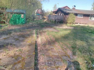 Земельный участок, площадь 400 +/- 7 кв.м., адрес: Калужская обл., г. Калуга, ул. Лесная, СНТ "Березка", уч. 519, кадастровый номер: 40:22:151801:450. Категория земель: земли населенных пунктов. Виды разрешенного использования: для садоводства. Здание, площадь 35 кв.м., назначение: нежилое, адрес…
