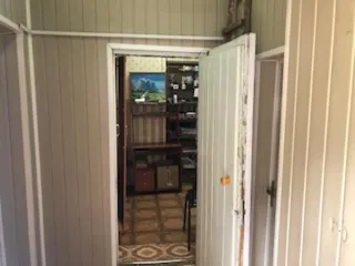 Нежилое помещение, общей площадью 50,7 кв.м., кадастровый номер 63:07:0206001:687, адрес объекта: Самарская область, г. Похвистнево, ул. Неверова, д.22. Назначение: нежилое. Вид ограничений и обременений: отсутствует. Общая площадь: 50.7. Расположение в пределах объекта недвижимости (этажа, части…