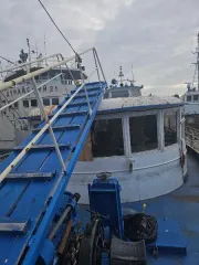 Судно находится в Ярославской области, город Рыбинск. Название судна «Бурлак». Идентификационный номер В-12-3890. Тип и назначение пассажирский теплоход. Класс судна О 2,0. Проект № 78003-1570/7664,7671. Материал корпуса сталь. Главные машины 8ЧСП 13/14, два, 220 квт. Габаритные размеры судна длина…