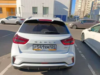 Maple X3 Pro, 2022 года, 104,7 лс, 25887 км, АКПП. Автомобиль марки Maple X3 Pro 2022 г.в., VIN номер LLV2C3B26N0006988. В залоге у ООО «Совкомбанк».