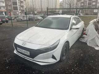 Hyundai Elantra 2021 года выпуска, VIN: XWELN41BBM0001093.