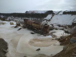 Горнодобывающий комплекс золото 1528 кг Иркутская область Комплекс имущества для добычи полезных ископаемых согласно лицензии ИРК 02838 БР до 11.12.2030г. с общими запасами рудного золота 1528,1 кг. Включает объекты недвижимости: Склад производственный №1 кадастровый номер 38:22:010003:217, Склад…