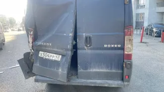 Грузовой автомобиль марки фургон PEUGEOT BOXER, 2010 г.в., г/н Х504РР43, цвет: темно-синий, VIN: VF3YCBMFC11827841 (вторичные торги). Местонахождение: Кировская область, г. Киров, ул. Солнечная, д. 25а. Вид права – собственность. Обременение – аресты, залог в пользу ООО «Хоум Кредит энд Финанс…