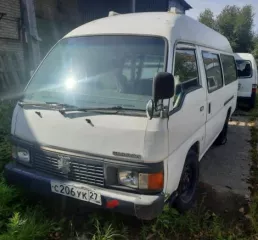 автомобиль Ниссан Караван 1993 года выпуска, кузов VRMGE24103006, ГРЗ С206УК27